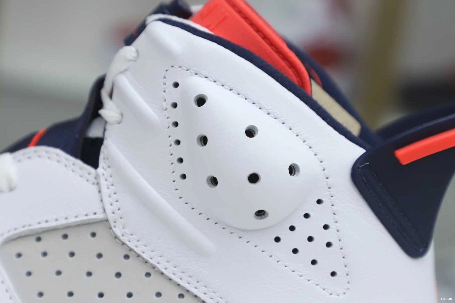 AIR 6 JORDAN RETRO 'TINKER' 1110